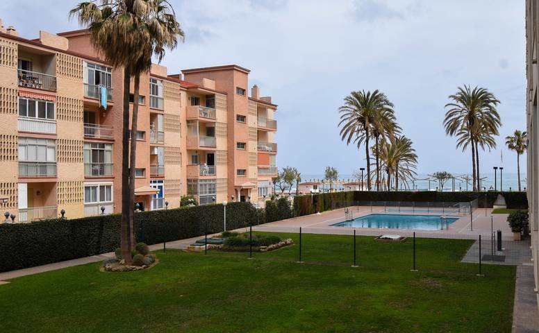 Apartment for 5 people, with balcony in Los Boliches