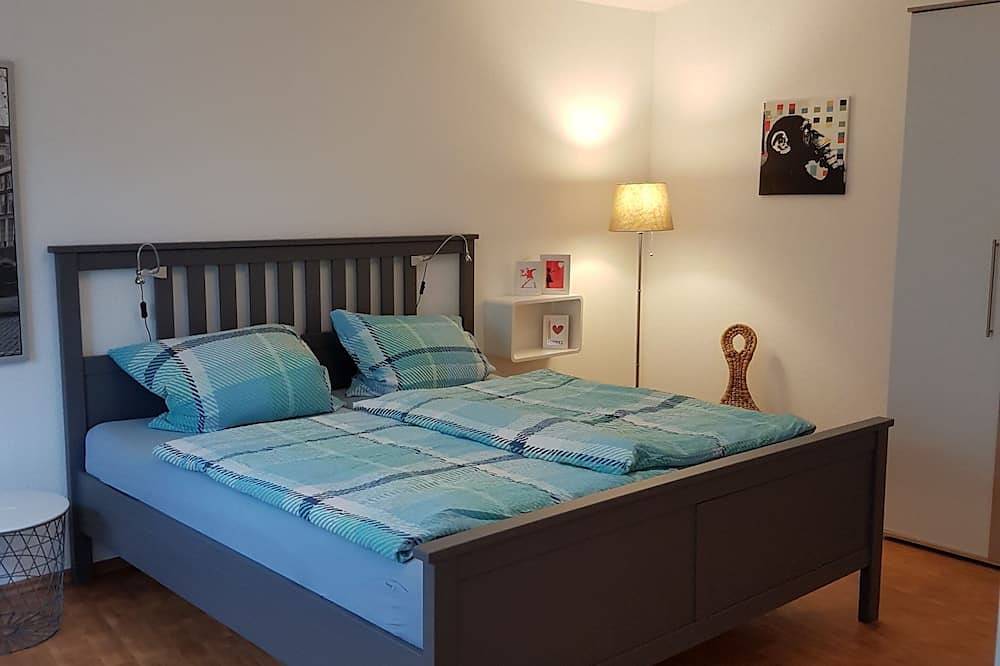 Ganze Wohnung, Moderne und großzügige Ferienwohnung in Hasbergen direkt am Hüggel in Hasbergen, Osnabrücker Land