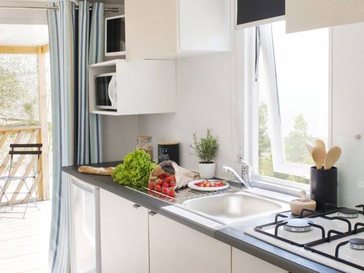 Camping pour 4 personnes, avec terrasse et piscine, animaux acceptés dans le Lot-et-Garonne - 3