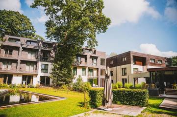 Hôtel pour 4 personnes, avec jardin ainsi que piscine et vue à Jurbise
