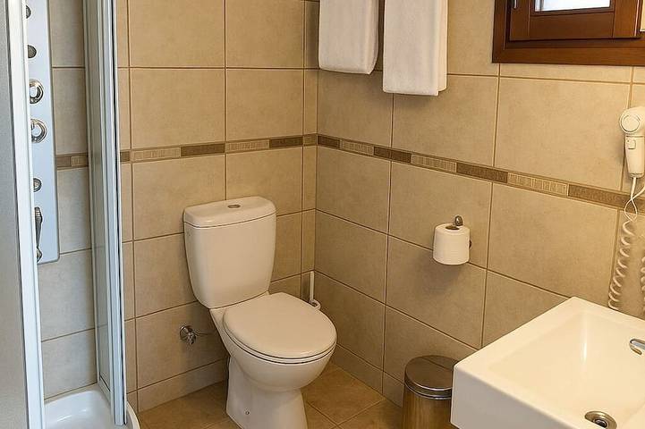 Location de vacances pour 4 personnes, avec balcon et jacuzzi dans Agia Anna - 4