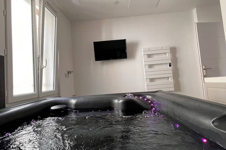 Holiday apartment for 4 people, with hot tub - 1