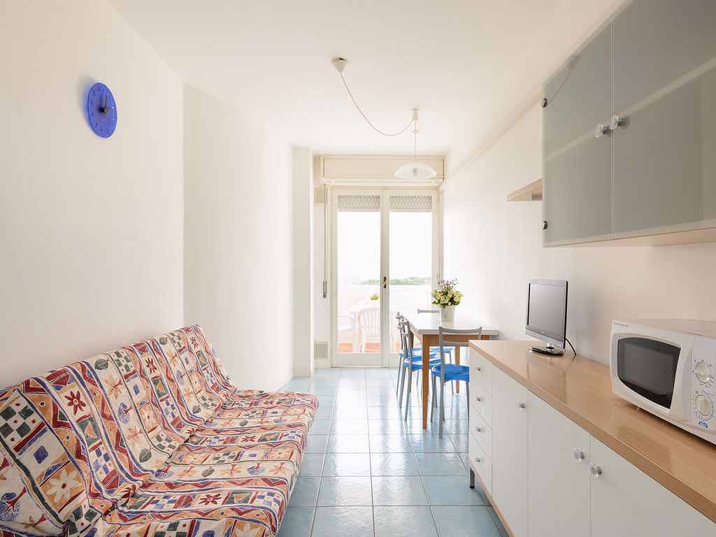 Apartamento vacacional entero, Apartamento de vacaciones con aire acondicionado y balcón in Lignano Sabbiadoro, Provincia d'Udine