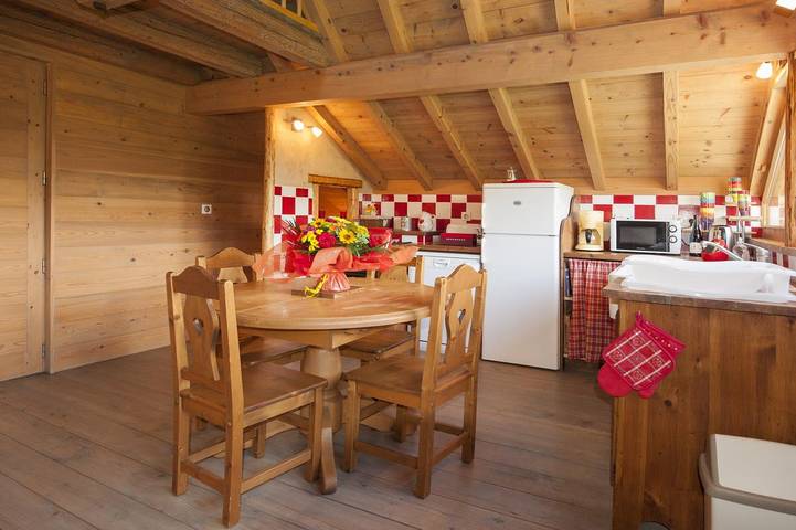 Gîte pour 5 personnes, avec jardin et terrasse à Entremont-le-Vieux - 3