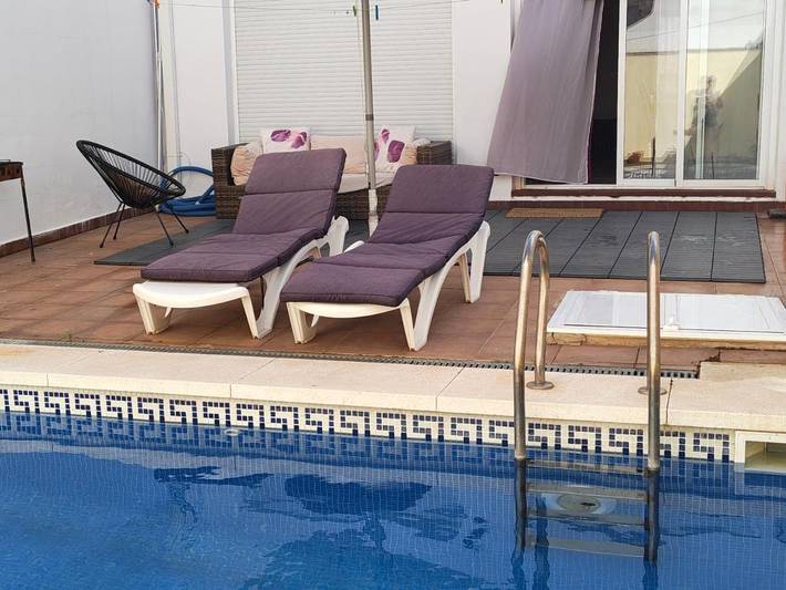 Casa de vacaciones para 6 personas, con piscina además de jacuzzi y terraza - 1