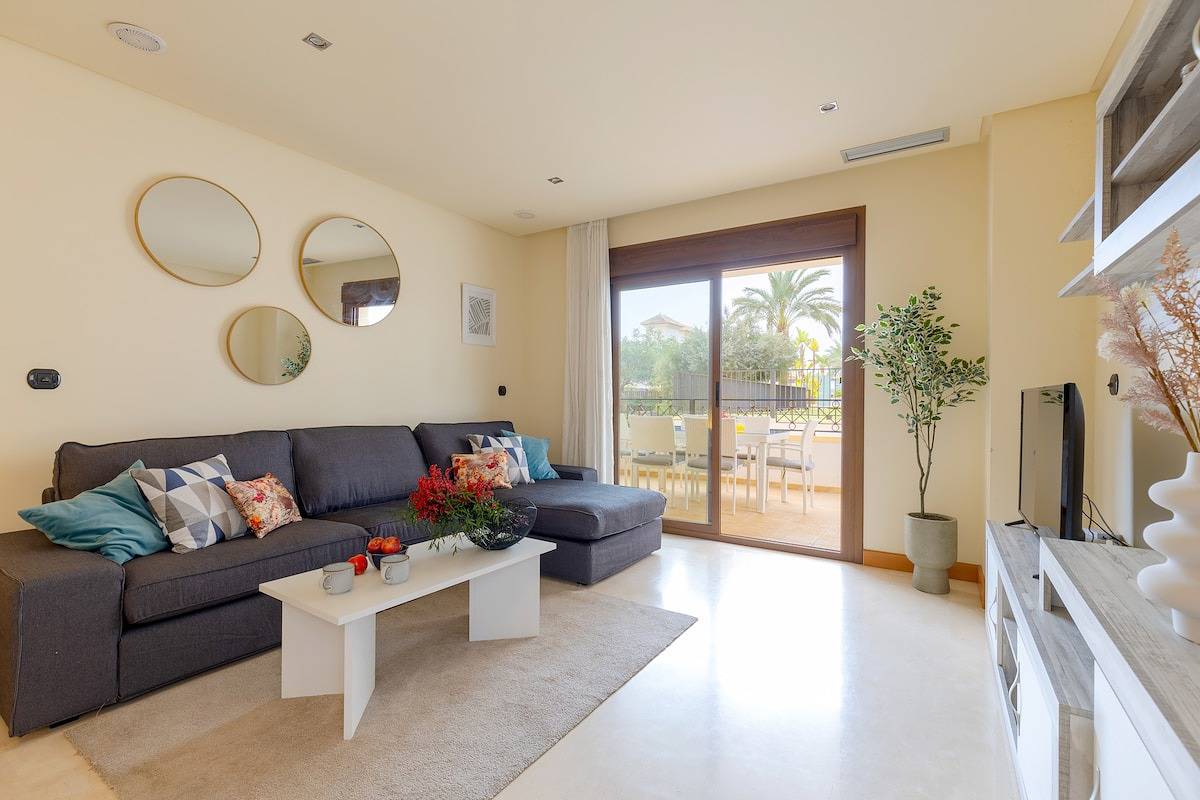 Hel lejlighed, Ferielejlighed for 6 personer med pool in Playa Moncayo, Guardamar del Segura