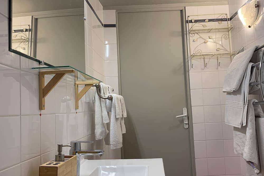 Ganze Wohnung, Großes Studio in \"Le Marais\" - nah an alles! in 3e Arrondissement, Paris