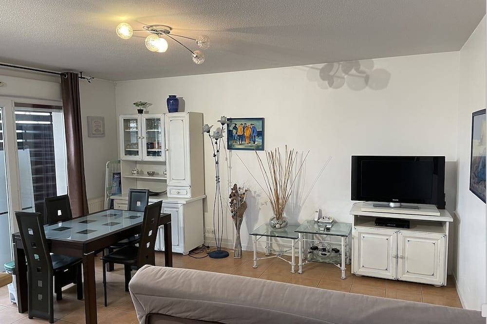 Entire apartment, Bright T3 Classified 3*. Private parking. Wifi Fiber. Beaches and town center within walking distance. in Ciboure, Bayonne region