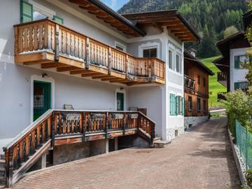 Appartamento per 4 Persone in Pozza di Fassa, San Giovanni di Fassa, Foto 1