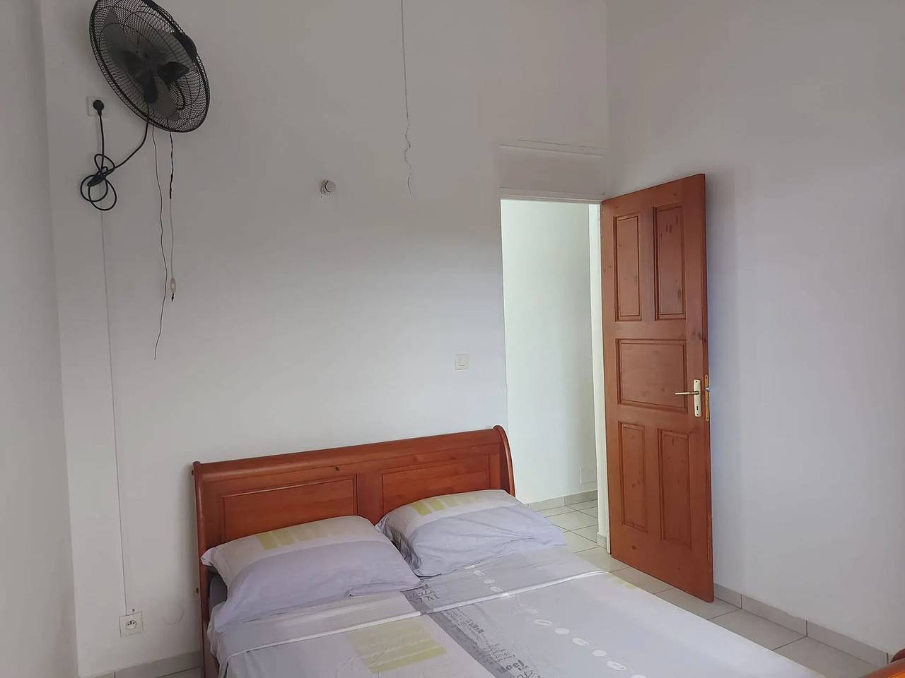 Appartement entier, Appartement charmant à Le Gosier - 53 m² - Piscine partagée in Le Gosier, Guadeloupe