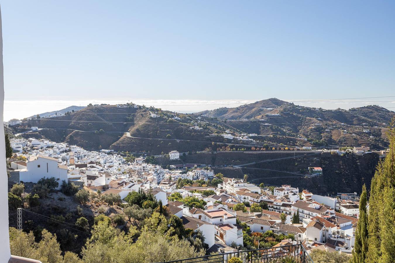 Apartamento "Alma" con vistas a la montaña, piscina, bañera de hidromasaje y terraza