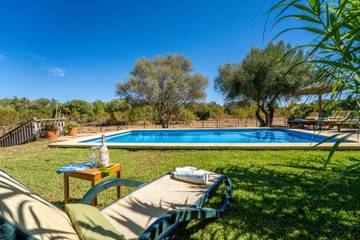 Villa in Búger, Majorca Center für 6 