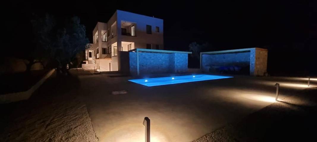 Ferienhaus für 2 Personen, mit Pool und Garten in Griechenland