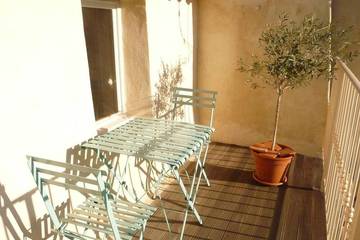 Appartement De Vacances pour 2 Personnes dans L'Isle-sur-la-Sorgue, Provence, Photo 1