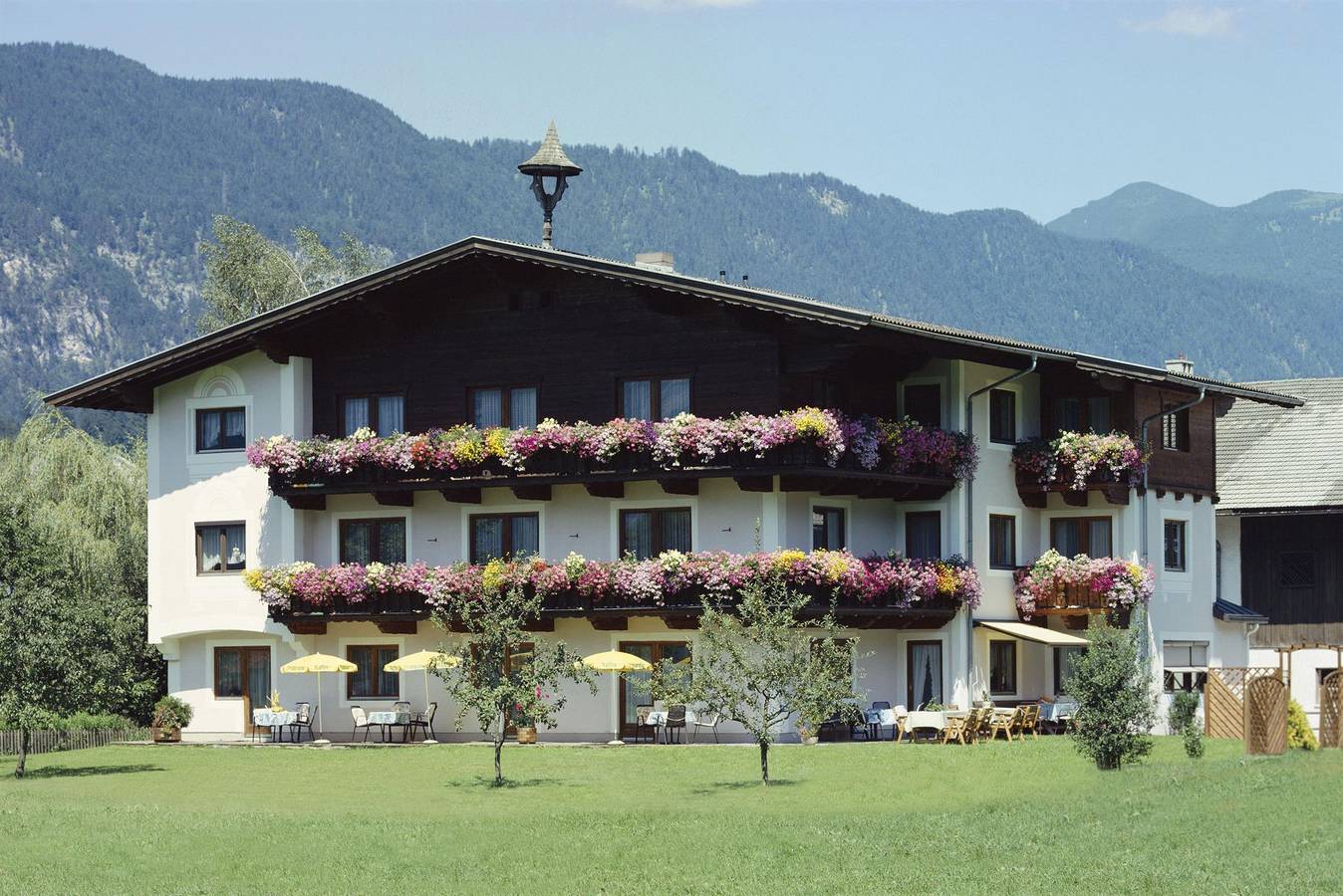 Doppelzimmer Typ "Neuer Landhausstil" in Radfeld, Kaisergebirge