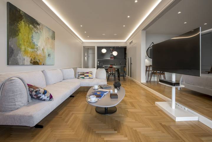 Entire apartment, Vas. Sofias 96 · Chic central Athens apartment at in Central Section of Athens, Athens