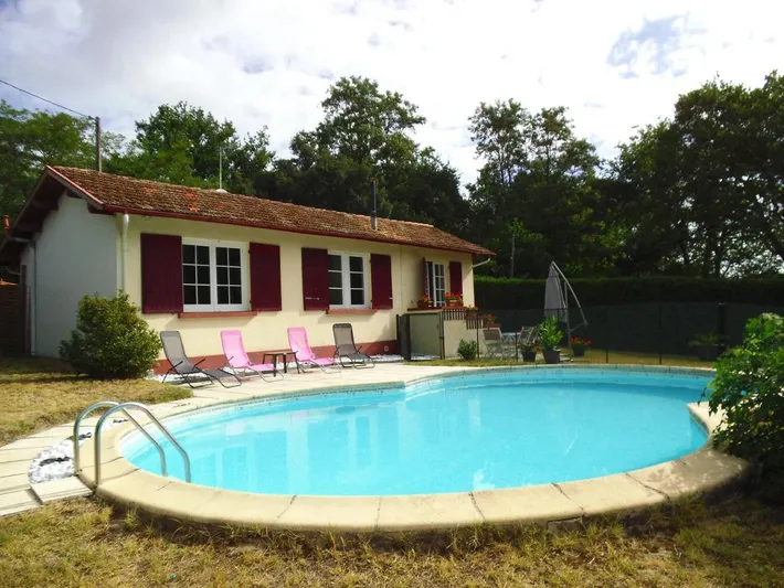 Casa de vacaciones para 4 personas, con jardín y piscina - 1