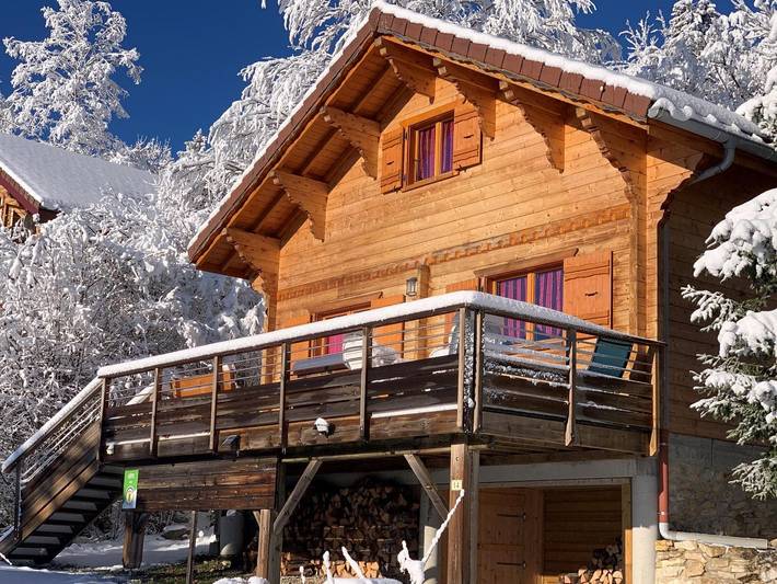 Chalet pour 5 personnes, avec Terrasse ainsi que Jardin et Vue à Foncine-le-Haut