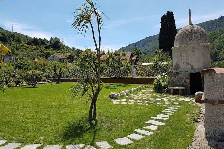 Villa "La Garitta" Zwei Schritte vom magischen Dorf entfernt in Finale Ligure, Finale Ligure Gemeinde