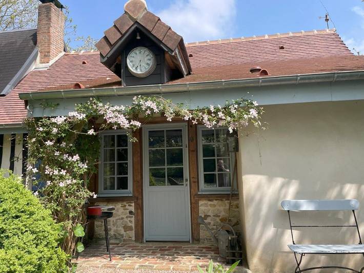 Location de vacances pour 2 personnes, avec jardin et vue à Les Champeaux - 3