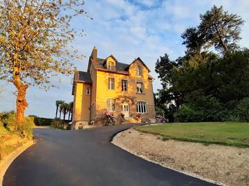 Chambre d’hôte pour 2 personnes, avec jardin dans la Manche