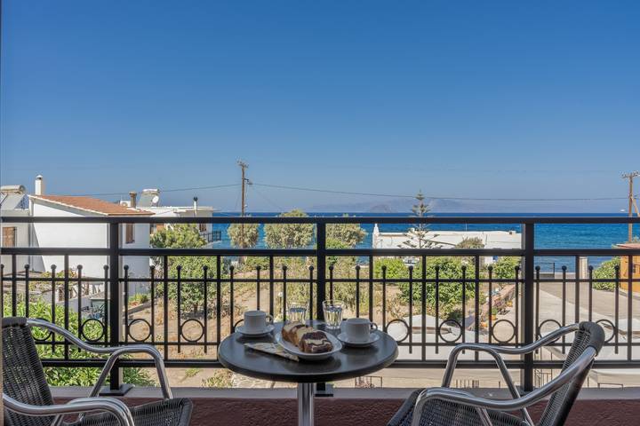 Ganzes Studio, Einzimmerapartment 'Frantzis 5' mit Meerblick, WLAN und Klimaanlage in Pali, Nisyros