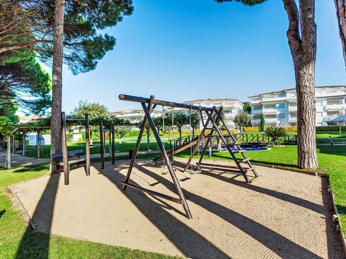 Ganze Wohnung, Green Mar B garden & terrace in Pals, Costa Brava