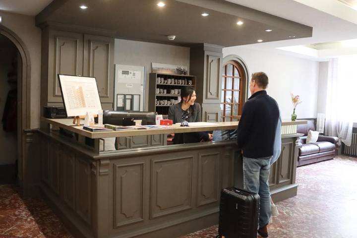 Hôtel pour 2 personnes, avec terrasse dans Office De Tourisme De Foix - 3