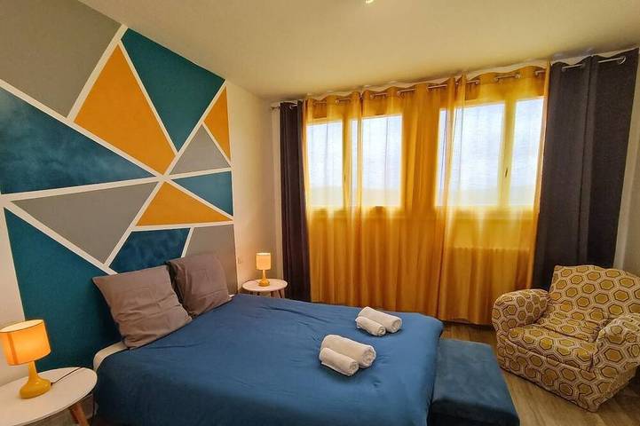 Location de vacances pour 8 personnes, avec jardin dans Corn - 3