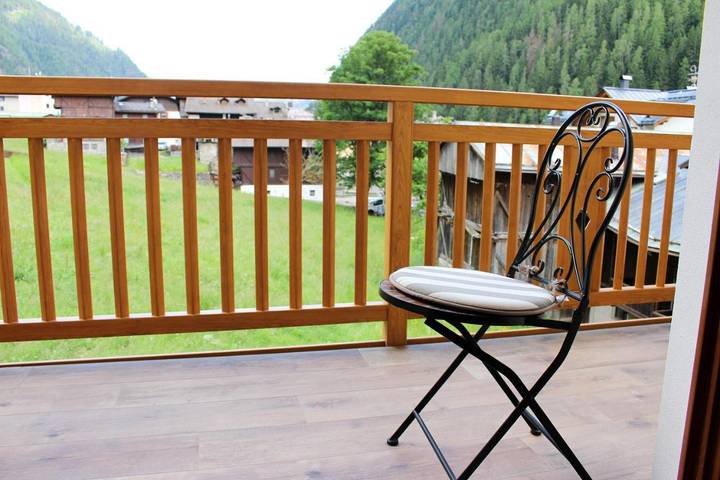 Location de vacances pour 3 personnes, avec balcon et vue à Rabbi - 3