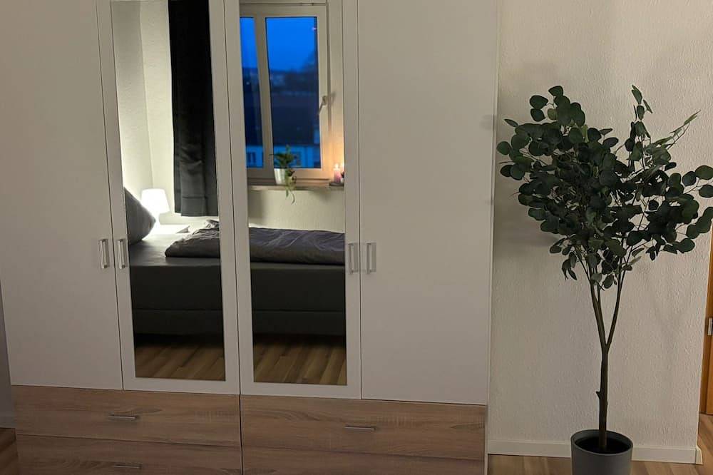 Ganze Wohnung, Hochwertige Fewo 93qm 2Schlazi.,5Pers.,Vollausstat. in Plauen, Chemnitz und Umgebung
