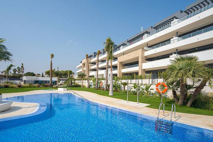 Holiday apartment for 4 people, with pool and garden as well as balcony - 1