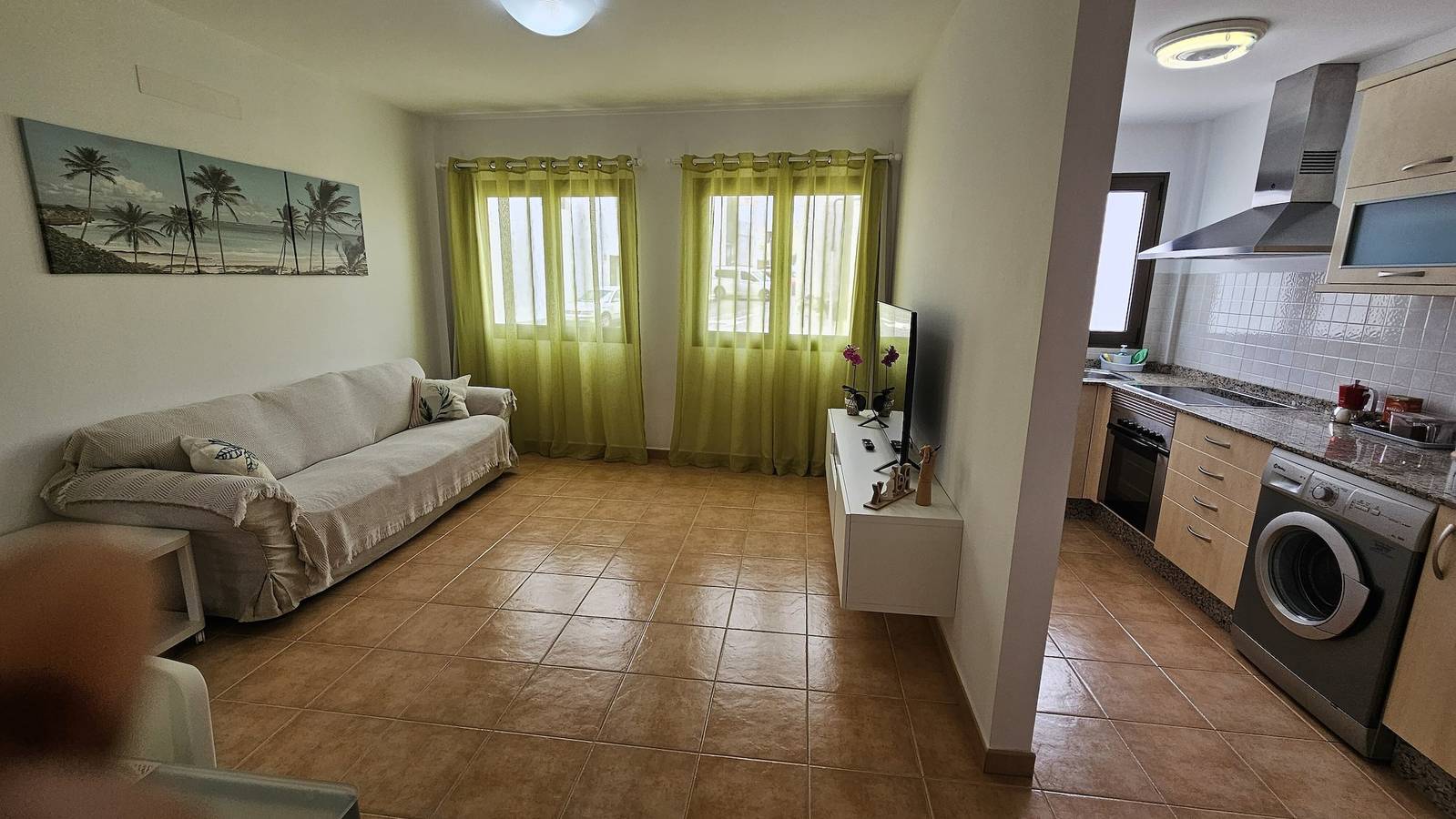Apartamento entero, Casa La Molina, atención y comodidad. in San Bartolomé, Lanzarote