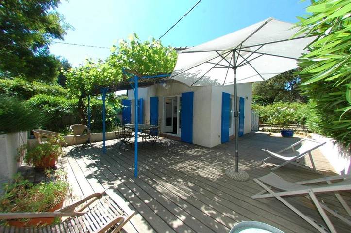 Villa pour 10 personnes, avec jacuzzi ainsi que terrasse et jardin, adapté aux familles à Bormes-les-Mimosas - 2