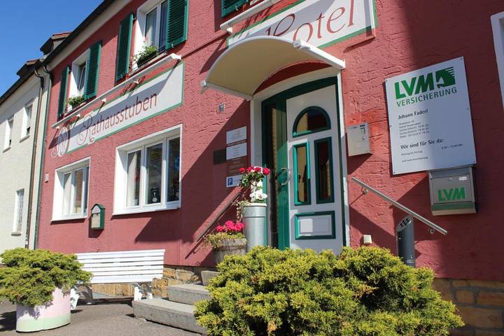 Hotel für 2 Personen, mit Terrasse in Wackersdorf