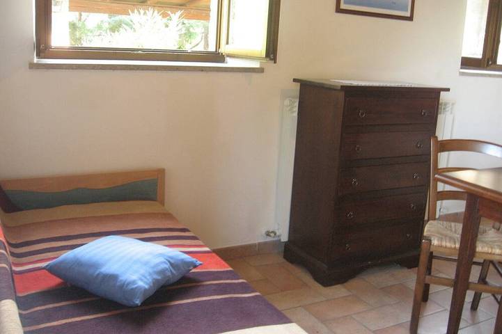 Apartamento entero, Lovely panorama, pool and valley view, equipped with kitchenette. in Cagli, Valle del Metauro