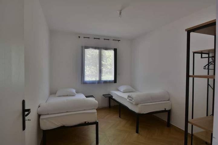 Spacious Evan house (new villa) close to the center and air-conditioned. in Ruoms, Ardèche