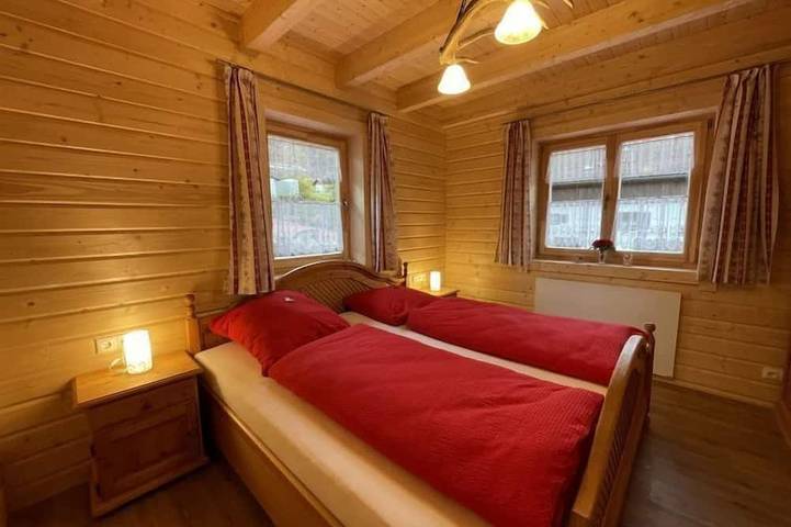 Ferienhaus für 6 Personen, mit Sauna und Pool sowie Garten und Whirlpool in Spiegelau - 2
