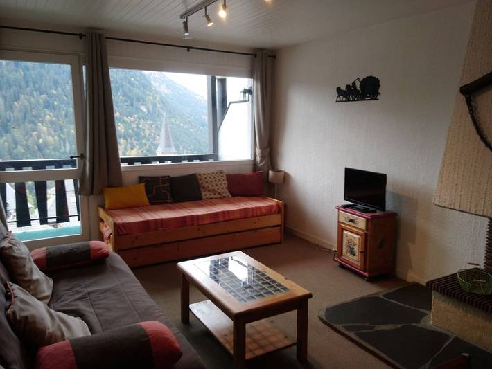 Gîte pour 3 personnes, avec balcon dans Office De Tourisme De Chatel - 2