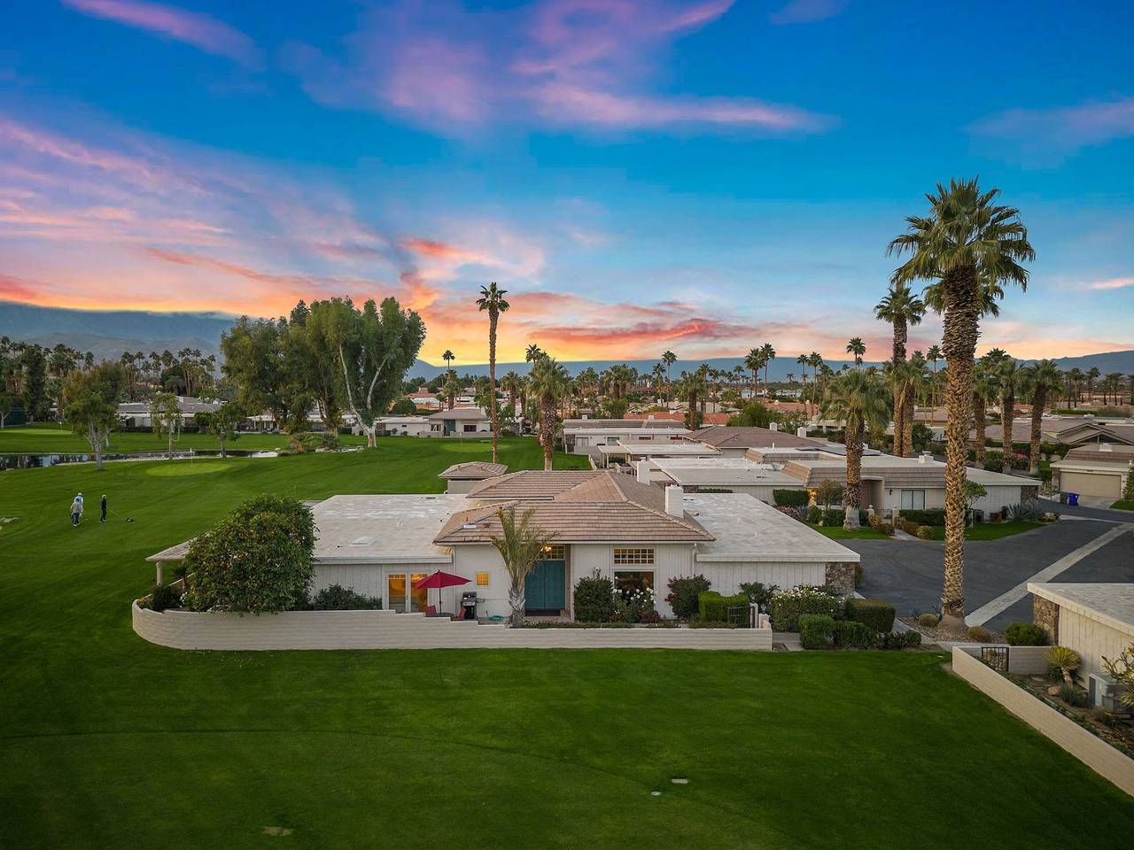 The Wells at Indian Wells - Free Golf Usage in Indian Wells, Coachella Valley