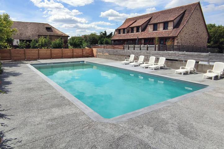 Gîte pour 7 personnes, avec jardin et piscine, animaux acceptés à Ungersheim