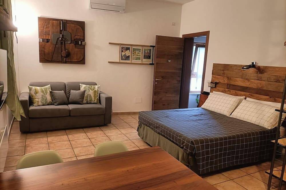 Ganze Wohnung, Home and Garden, relaxation in Crema, old barn now home \"Butterfly\" in Crema, Cremona Provinz