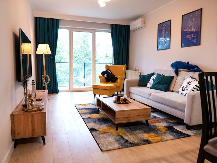 Ferienwohnung für 4 Personen, mit Balkon und Whirlpool sowie Pool und Sauna