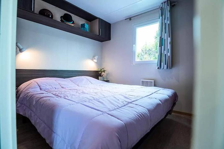 Mobil home pour 5 personnes, avec sauna et terrasse ainsi que jacuzzi et piscine à Sévérac-le-Château - 3