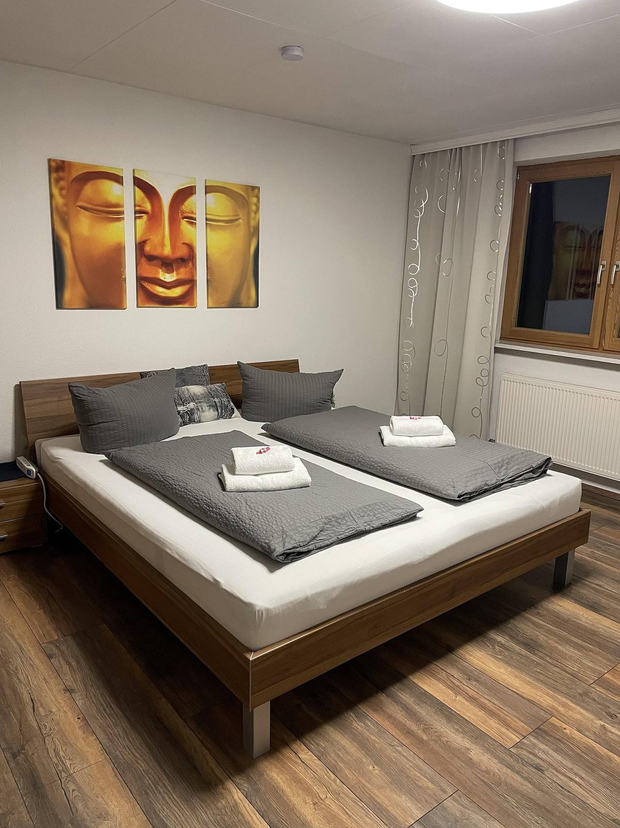Ganze Ferienwohnung, Zimmer 2 - Familienzimmer, Etagendusche/Etagen-Wc in Klösterle am Arlberg, Arlberg