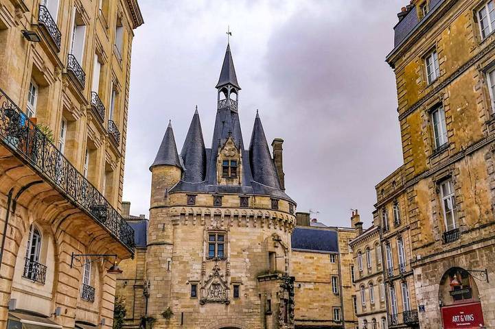 Location de vacances pour 7 personnes, avec jardin à Cenon - 3