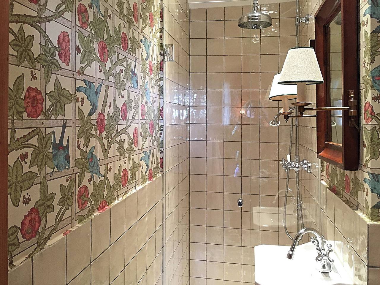 Quaint holiday home with fireplace and terrace in Pähl, Lago Ammer