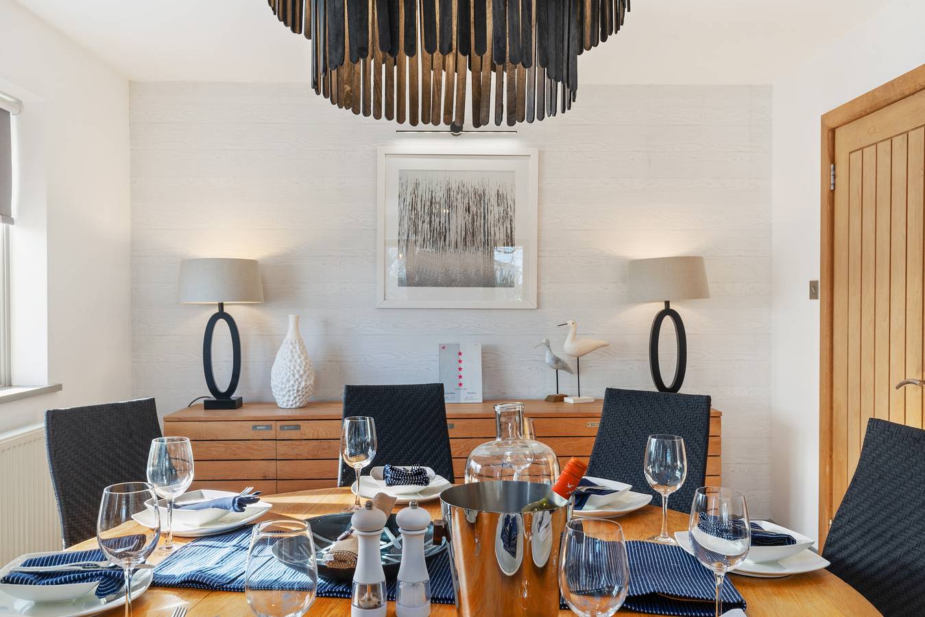 Oaktree Lodge - Luxury Cottage, Hot Tub, Sea Views in Saundersfoot, Pembrokeshire