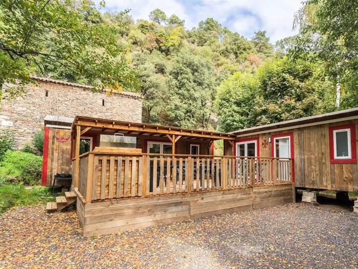 Camping pour 12 personnes, avec bassin pour enfant dans les Parc national des Cévennes - 2