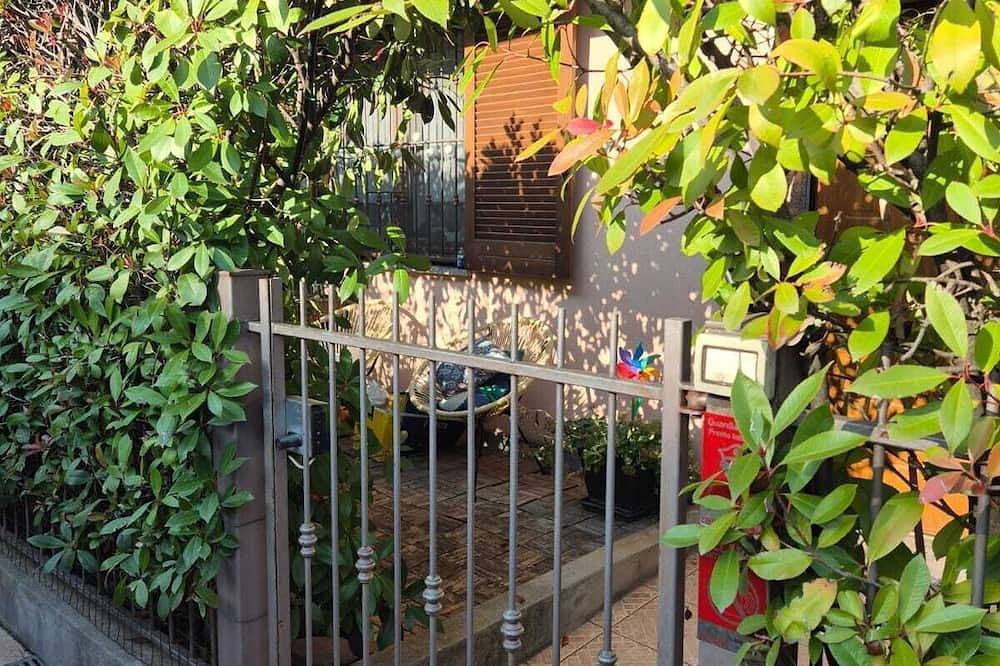 The princesses of Rho, near Rho Fiera in Rho, Milan Province